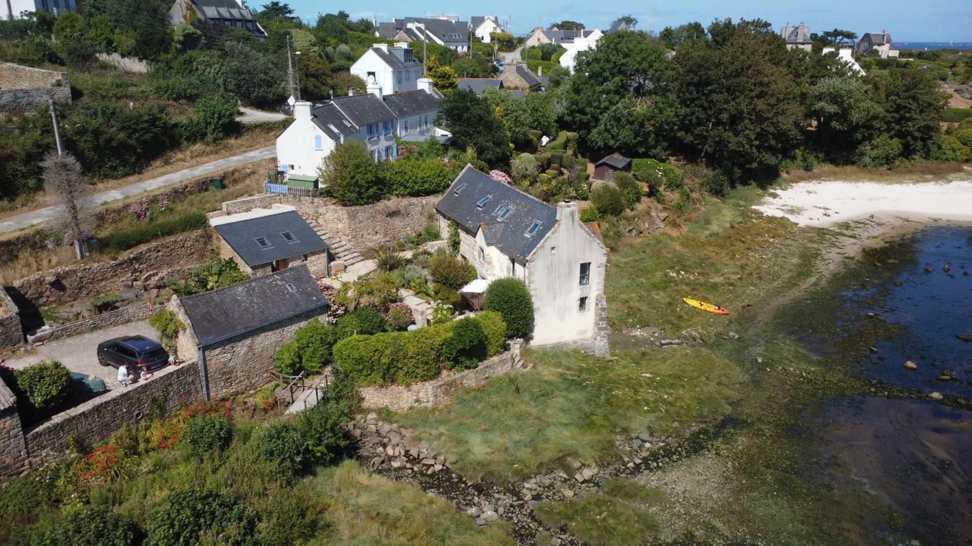 Ar Milin - Magnifique Moulin Les Pieds Dans L Eau Villa Landunvez Exterior photo